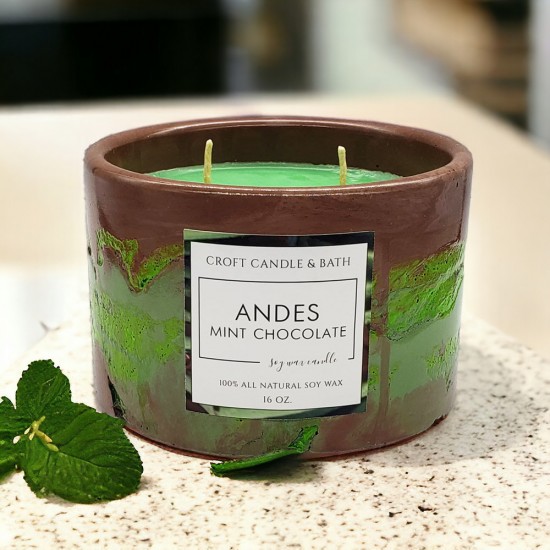 ANDES MINT CHOCOLATE SOY CANDLE ANDES MINT CHOCOLATE SOY CANDLE