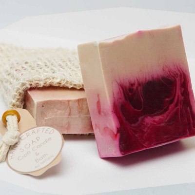 STRAWBERRY CHEESECAKE SHEA BUTTER BARS